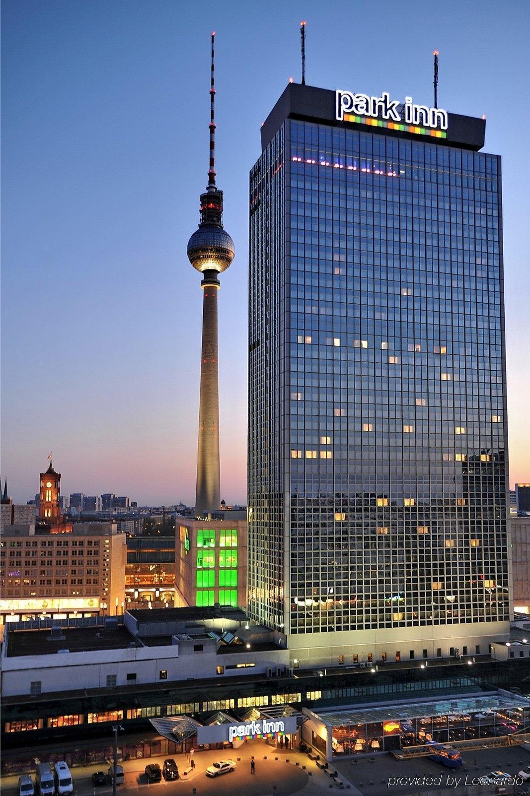 Park Inn By Radisson Berlin Alexanderplatz Extérieur photo